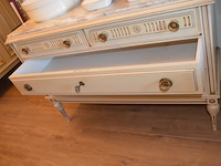 Craquelé slaapkamerkast met 6 deuren, carquelé commode met marmeren blad en 4 lades, craqluelé nachtkastje met marmeren blad en 2 lades - afbeelding 17 van  19