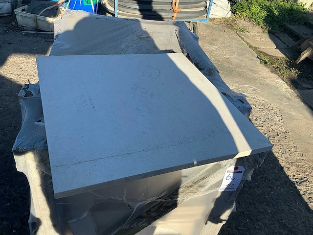 Creme do mos verzoet natuursteentegel ca 34,56 m2 - afbeelding 1 van  6