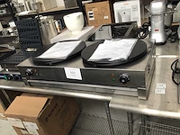 Crepe maker. dubbel 40 cm - afbeelding 1 van  5