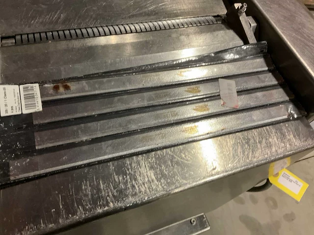 Cretel ontzwoerdmachine - afbeelding 2 van  7