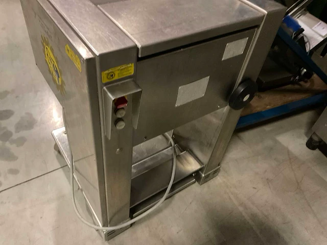 Cretel ontzwoerdmachine - afbeelding 5 van  7