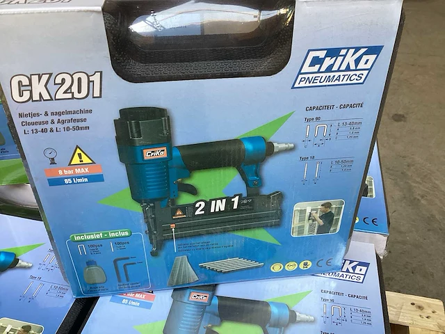 Criko pneumatische tacker, spijkers en nieten (8x) - afbeelding 2 van  4