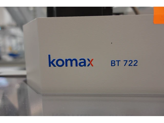 Crimping press machine komax - afbeelding 5 van  11