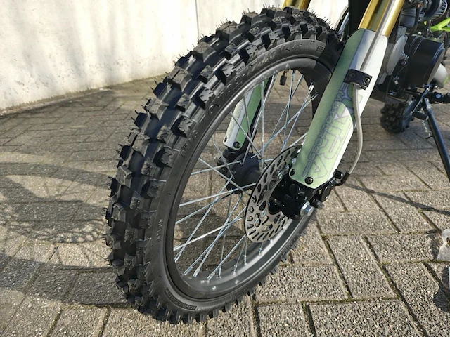 Crosmotor 125cc benzine groen - afbeelding 18 van  19
