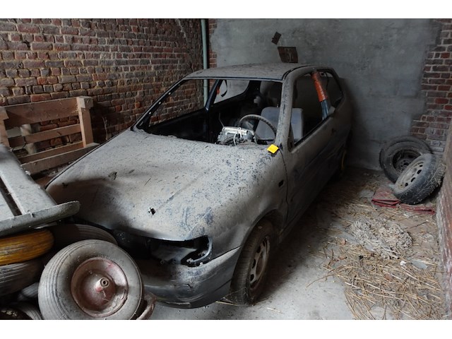 Crossauto volkswagen polo - afbeelding 1 van  7