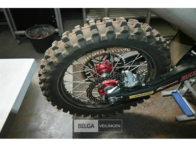 Crossmotor kawasaki 450 cc - afbeelding 13 van  13