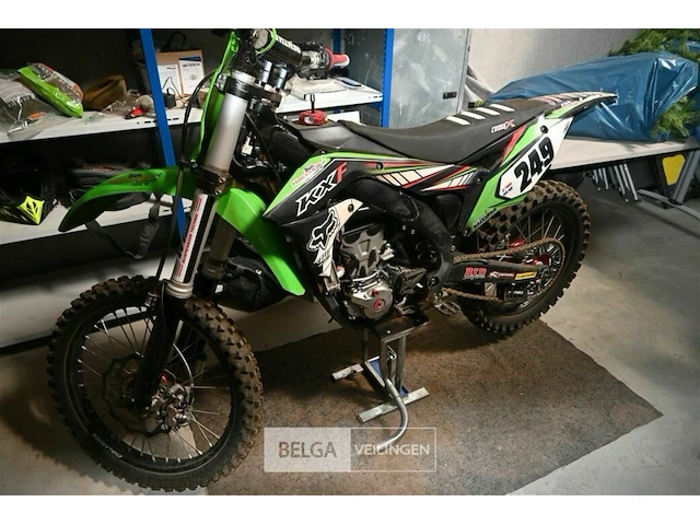 Crossmotor kawasaki 450 cc - afbeelding 7 van  13