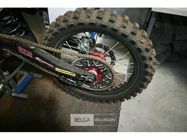 Crossmotor kawasaki 450 cc - afbeelding 8 van  13