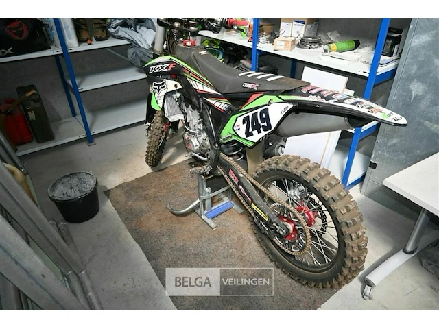 Crossmotor kawasaki 450 cc - afbeelding 9 van  13