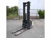 Crow - 2007 - we2300-1.6tt - stapelaar - afbeelding 8 van  15
