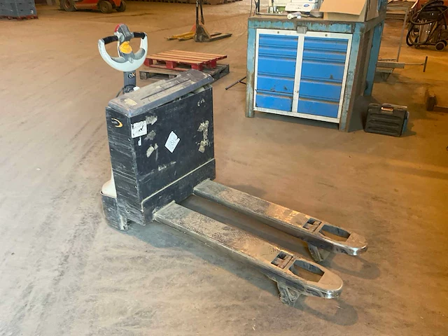 Crown elektrische palletwagen - afbeelding 1 van  10