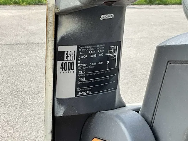 Crown esr4000 reach truck - afbeelding 2 van  23
