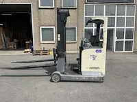 Crown esr4000 reach truck - afbeelding 12 van  23