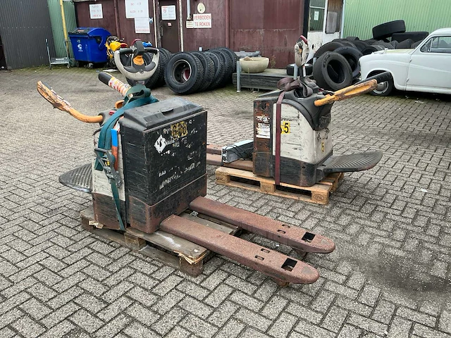 Crown wt3020 elektrische palletwagen (2x) - afbeelding 5 van  11
