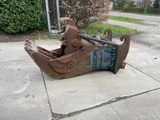 Crusher mantovanibenne/wtt mcp600 - afbeelding 1 van  1