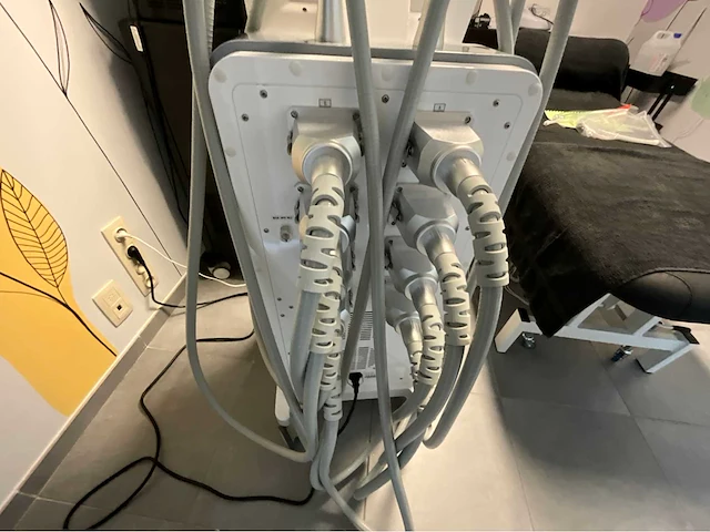 Cryo celsius 8 platen cryolipolyse lichaamsverzorging - afbeelding 14 van  16