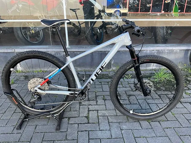 Cube reaction pro, 2022 - afbeelding 1 van  10