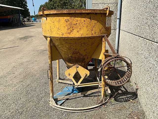 Cufa betonbak overige grondverzetmachines - afbeelding 2 van  8