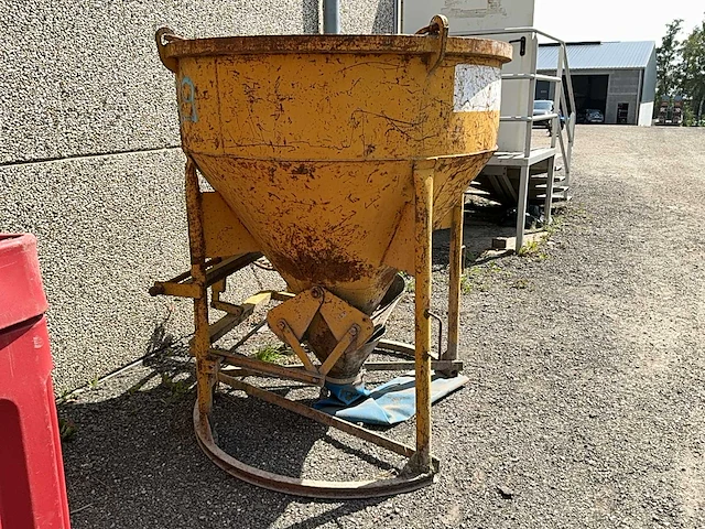 Cufa betonbak overige grondverzetmachines - afbeelding 5 van  8