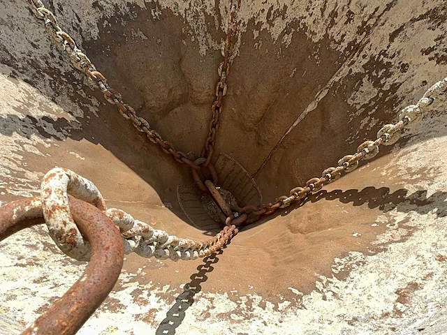 Cufa betonbak overige grondverzetmachines - afbeelding 7 van  8