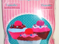 Cupcakes in vilt om zelf te maken - afbeelding 2 van  7