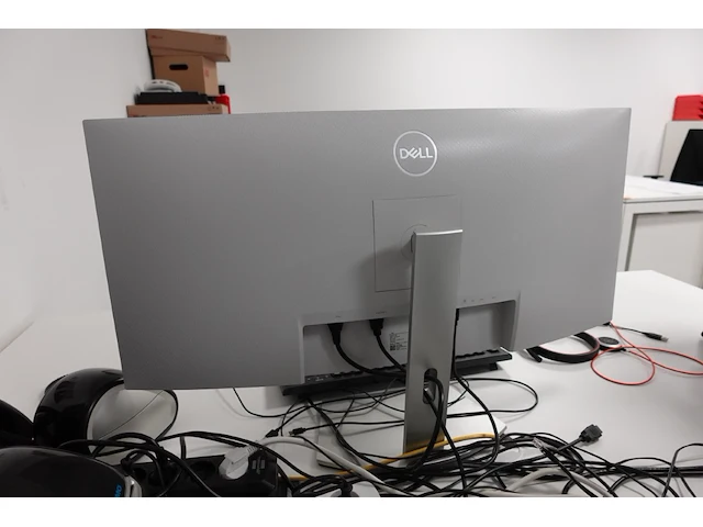 Curved monitor dell - afbeelding 2 van  3