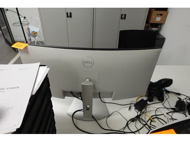 Curved monitor dell - afbeelding 2 van  3