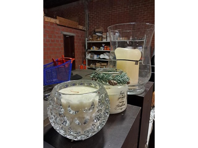 Curverbak met kaarsen - afbeelding 3 van  3