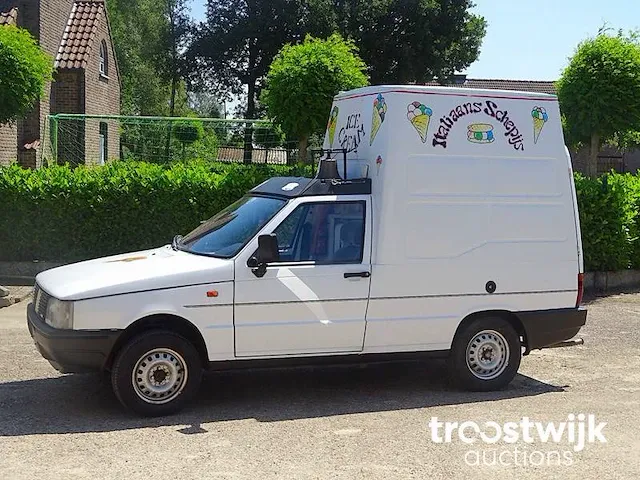 Custom ijswagentje fiat fiorino 1.7d - afbeelding 12 van  57