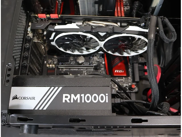 Custom pc i7 + gtx 1080 - afbeelding 4 van  10