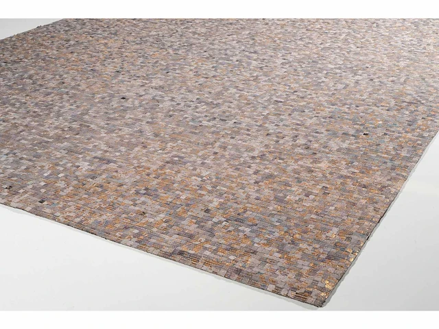 Cut cut - templo gold - luxe lederen tapijt 170x240 cm - limited edition - portugal - afbeelding 6 van  6