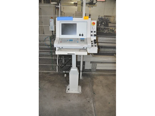 Cutting machine bystronic incl. controller with lifter and belt conveyor - afbeelding 2 van  11