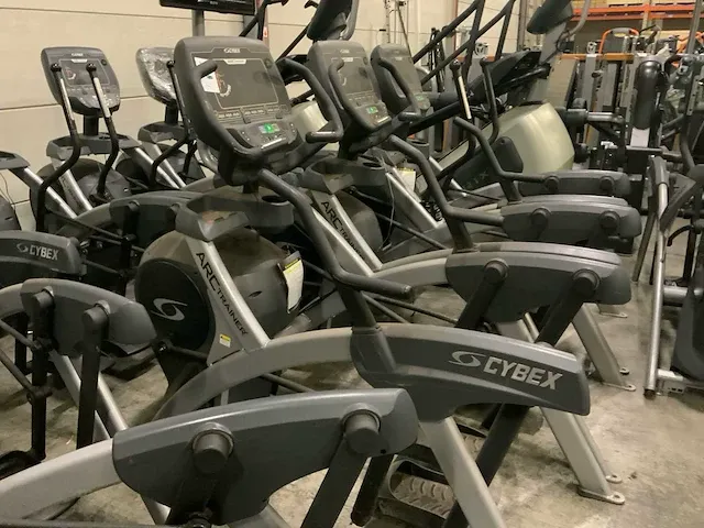 Cybex 626 arc trainer crosstrainer - afbeelding 2 van  3