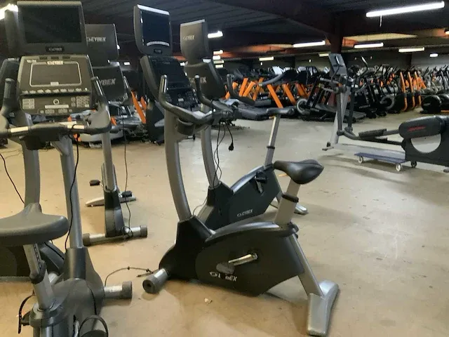 Cybex 750c uprightbike home trainer - afbeelding 4 van  9