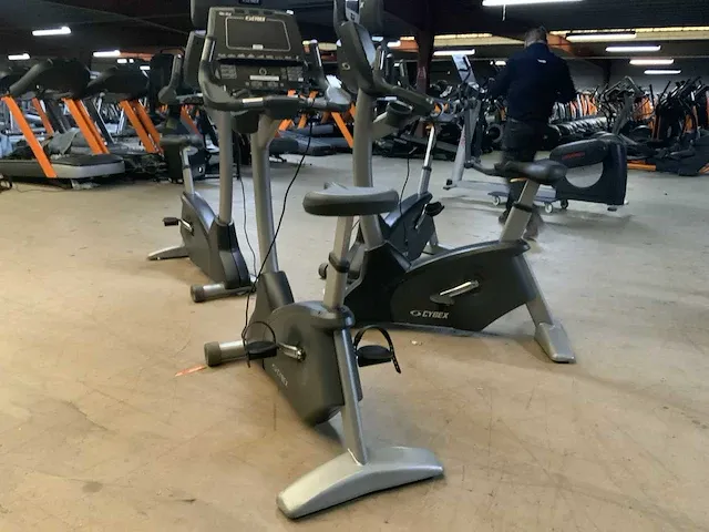 Cybex 750c uprightbike home trainer - afbeelding 1 van  9