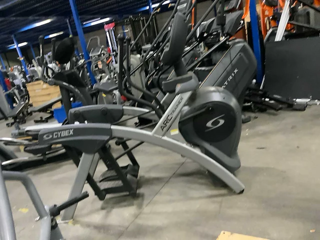 Cybex 770 arc trainer crosstrainer - afbeelding 1 van  5