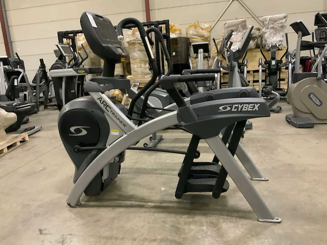 Cybex 770a arc trainer crosstrainer - afbeelding 1 van  6
