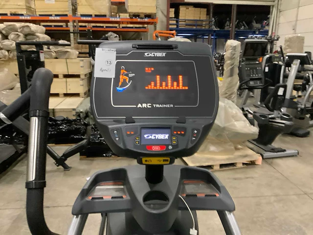 Cybex 770a arc trainer crosstrainer - afbeelding 4 van  6
