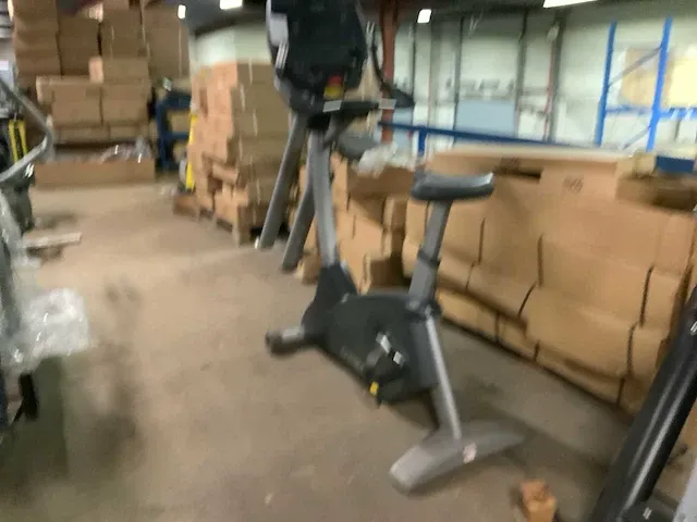 Cybex 770c uprightbike home trainer - afbeelding 2 van  4
