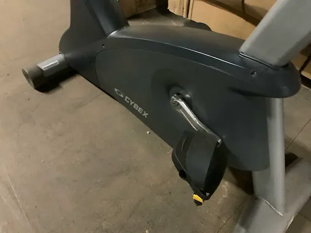 Cybex 770c uprightbike home trainer - afbeelding 3 van  4