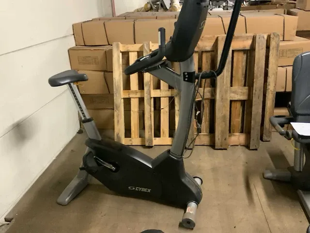 Cybex 770c uprightbike home trainer - afbeelding 2 van  5