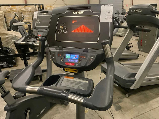 Cybex 770c uprightbike home trainer - afbeelding 2 van  5