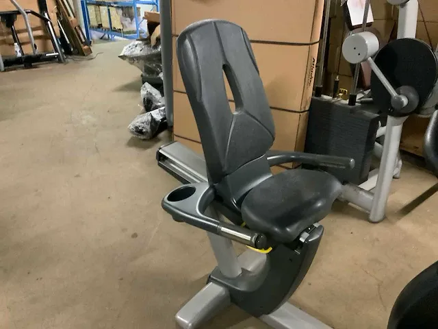 Cybex 770r recumbent bike home trainer - afbeelding 3 van  5