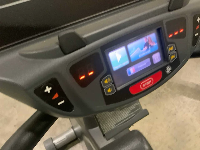 Cybex 770r recumbent bike home trainer - afbeelding 3 van  5