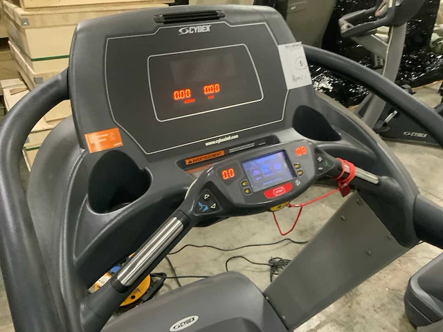 Cybex 770t treadmill loopband - afbeelding 2 van  6
