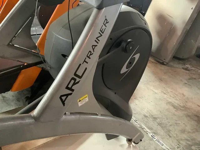 Cybex arc trainer 624 lower body crosstrainer - afbeelding 2 van  6