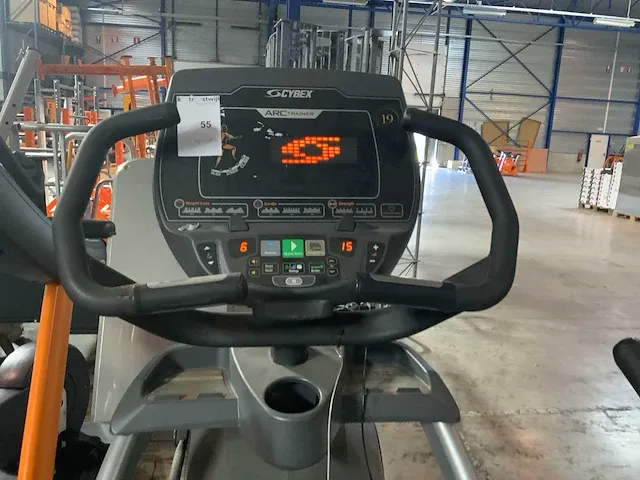 Cybex arc trainer 624 lower body crosstrainer - afbeelding 3 van  6