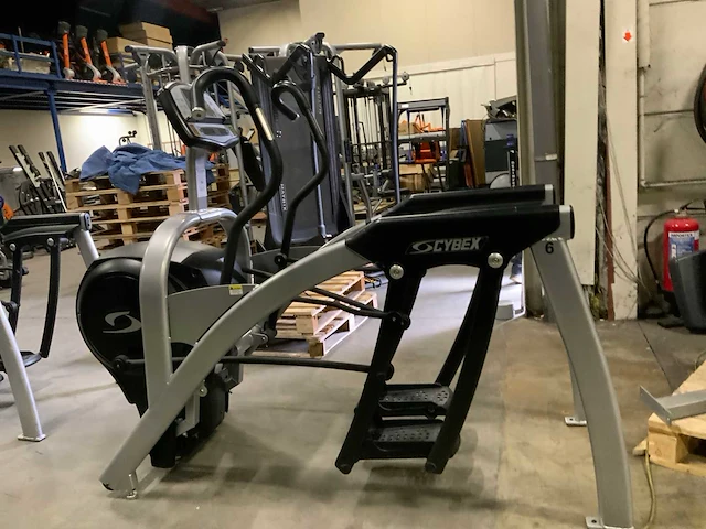 Cybex arc trainer crosstrainer - afbeelding 1 van  5