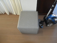 Cycloon stofzuiger philips, grijs stoffen poef - afbeelding 6 van  6