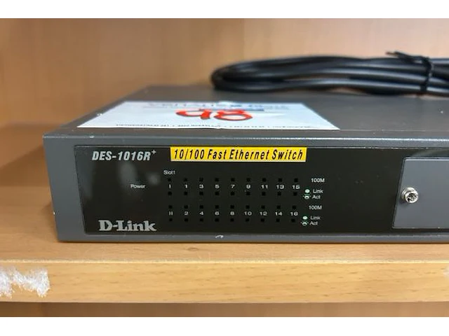 D-link - afbeelding 2 van  4